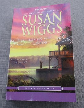 HQN roman 136 Susan Wiggs - Leven vol liefde - 1