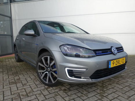 Volkswagen Golf - 1.4 TSI 204PK GTE DSG | EX BTW | Navi | PDC | Cruise | 17 inch - 1