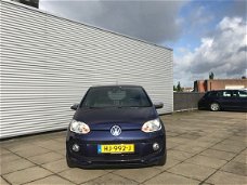 Volkswagen Up! - 1.0 High up 60PK 5-DRS | Cruise Contr. | PDC | Navi