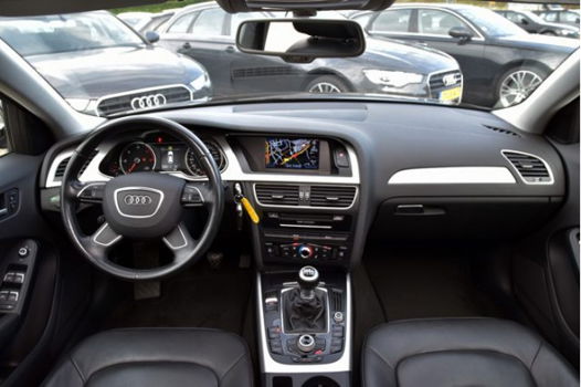 Audi A4 Avant - 2.0 TDi 05-2015 | Panorama | Leder | Xenon | TH | Blackline - 1