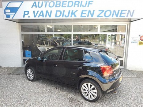 Volkswagen Polo - 1.4-16V Highline AUTOMAAT MOD. 2010 - 1