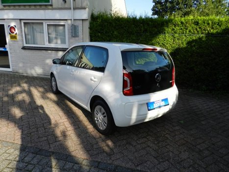 Volkswagen Up! - 1.0 move up BlueMotion Navigatie - Airco - Elektr-ramen - Weinig km - NAP - 1