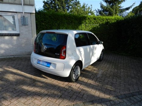 Volkswagen Up! - 1.0 move up BlueMotion Navigatie - Airco - Elektr-ramen - Weinig km - NAP - 1