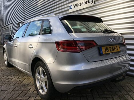 Audi A3 Sportback - 1.2 TFSI Attraction Pro Line plus - 1