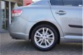 Toyota Avensis - 2.0 VVT-i 152pk CVT - 1 - Thumbnail