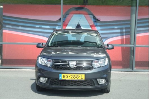 Dacia Sandero - 0.9 TCe SL Royaal AIRCO / NAVIGATIE/ TREKHAAK / SPORTVELGEN / PARKEERHULP +CAMERA / - 1