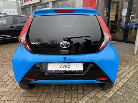 Toyota Aygo - 1.0 VVT-i 72pk 5D x-joy - 1