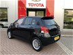 Toyota Yaris - 1.3 16V VVT-I 5DR Dynamic 100pk - 1 - Thumbnail