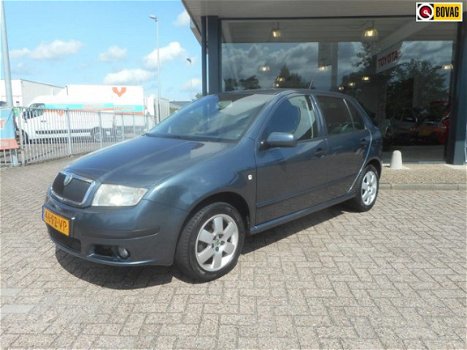 Skoda Fabia - 1.4-16V Elegance - 1