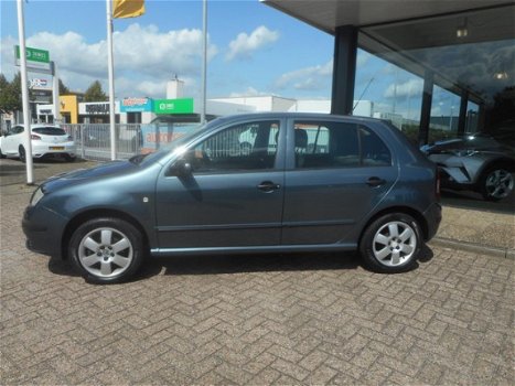 Skoda Fabia - 1.4-16V Elegance - 1