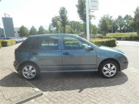 Skoda Fabia - 1.4-16V Elegance - 1