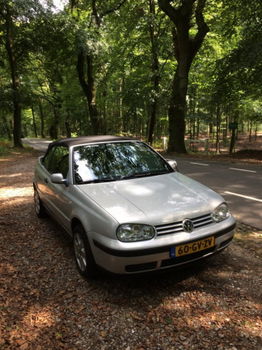 Volkswagen Golf Cabriolet - 1.8 Trendline - 1