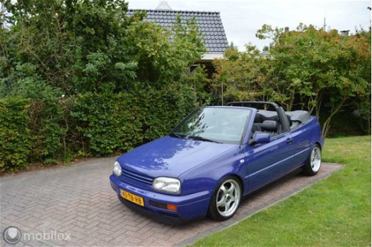 Volkswagen Golf Cabriolet - 1.8 - 1