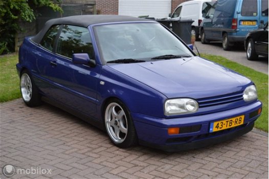 Volkswagen Golf Cabriolet - 1.8 - 1