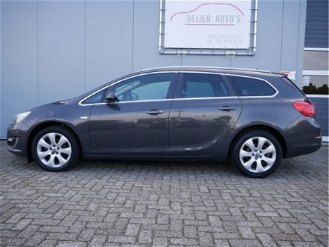 Opel Astra Sports Tourer - 1.4 Turbo Business + Navigatie/17inch/PDC achter - 1