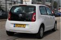 Volkswagen Up! - 1.0 move up BlueMotion 5drs Airco/Cruise/parkeersens - 1 - Thumbnail