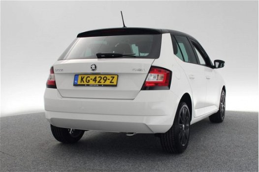 Skoda Fabia - 1.2 TSI DSG Style CLIMA / CRUISE / AUTOMAAT / BLUETOOTH - 1