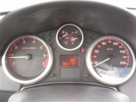 Peugeot 207 - 1.4 benzine 5-deurs. Toponderhouden, eerlijke kilometers. Vingerhoets; Vierde generati - 1