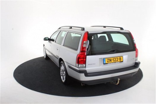 Volvo V70 - 2.0T Edition Zeer mooi. Leer, afneembare trekhaak. Youngtimer - 1