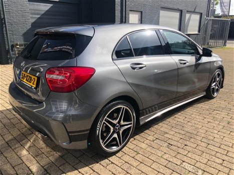 Mercedes-Benz A-klasse - 180 AUT AMG EDITION 1/XENON/LED/NAVI/ VOL OPTIES - 1