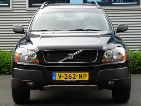 Volvo XC90 - 2.4D D5 AWD Aut. Geartronic Grijs Kenteken Van - 1