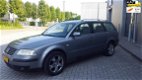 Volkswagen Passat Variant - 2.3 V5 Comfortline 4Motion - 1 - Thumbnail