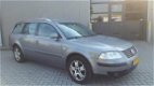 Volkswagen Passat Variant - 2.3 V5 Comfortline 4Motion - 1 - Thumbnail