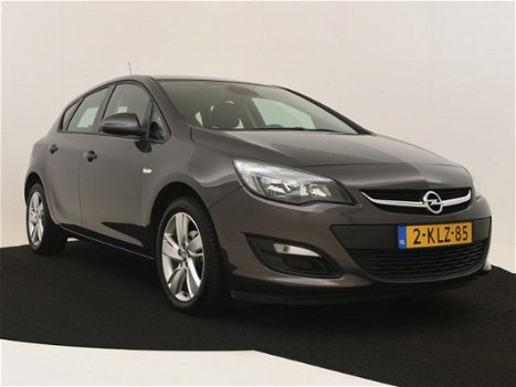 Opel Astra - 1.4 Turbo Berlin | 17 Inch | Climate Control | Unieke kilometerstand - 1