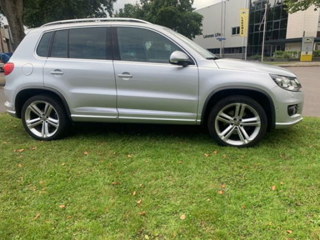 Volkswagen Tiguan - 1.4 TSI R Line Panorama dak Navi -✅ - 1