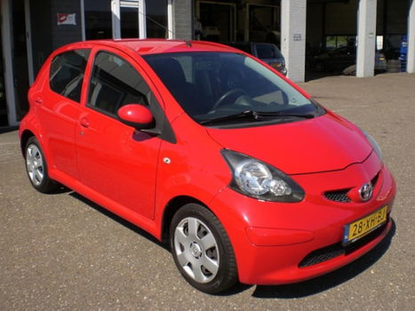 Toyota Aygo - 1.0-12V + Airco, Rijklaar - 1