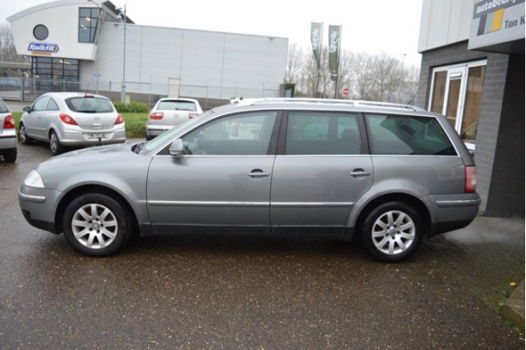 Volkswagen Passat Variant - 2.0-20V Highline - 1