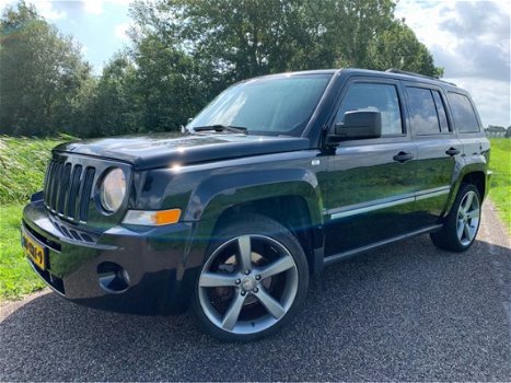 Jeep Patriot - 2.4 Limited Automaat/Leder/4X4/Schuifdak - 1