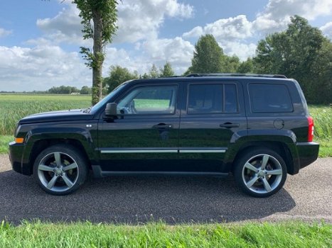 Jeep Patriot - 2.4 Limited Automaat/Leder/4X4/Schuifdak - 1