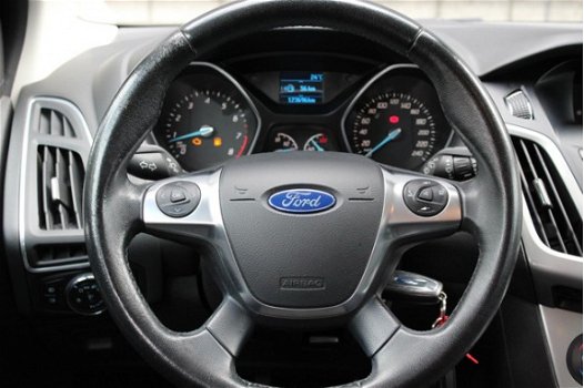 Ford Focus - 1.0 EcoBoost 100pk Trend/ Clima / Pdc / lmv - 1