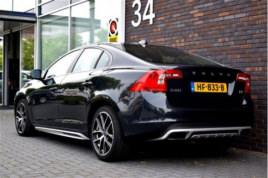 Volvo S60 - 2.0 D2 ECC 18