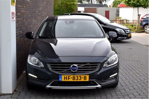 Volvo S60 - 2.0 D2 ECC 18