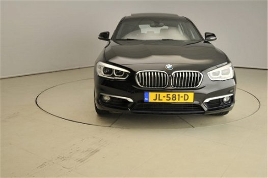 BMW 1-serie - 118D LED / Leder / Navigatie / Schuifdak / Stoelverwarming / Chrome line / Hifi speake - 1