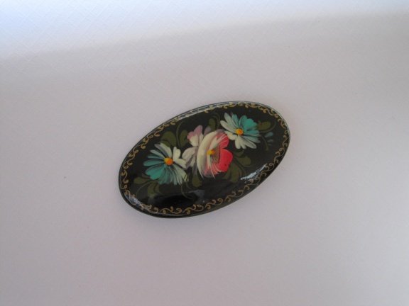Broche gelakt hout met bloemenafbeelding 5.2x3.0 cm - Afbeelding 3