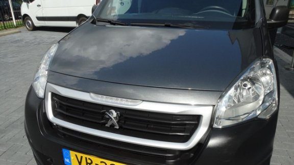 Peugeot Partner - 1.6 BlueHDi 100 pk airco cruise lease 156, - per maand - 1