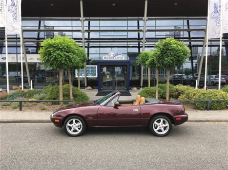 Mazda MX-5 - NA Roadster 1.8i Miata M-Edition Classic Label - 1