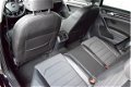 Volkswagen Golf - 1.6 TDI Business Edition navi camera comfortstoelen - 1 - Thumbnail