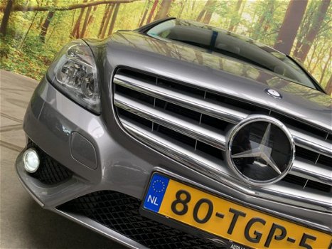 Mercedes-Benz B-klasse - 180 Airco Navi Bluetooth LM Velgen LED 59.000 km - 1