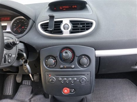 Renault Clio - 1.4-16V Dynam.Comf - 1