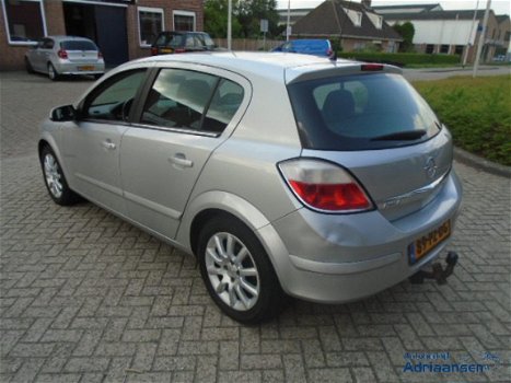 Opel Astra - 1.6 Enjoy - 1