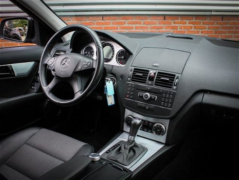 Mercedes-Benz C-klasse Estate - 200 CDI Business Class Elegance Navigatie / Clima - 1