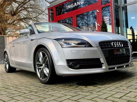 Audi TT Roadster - 2.0 TFSI 200PK * S-LINE * NAVI/ XENON/ LEDER/ BOSE/ 18 INCH - 1