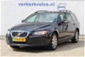 Volvo V70 - 2.5T Geartronic Kinetic - 1 - Thumbnail