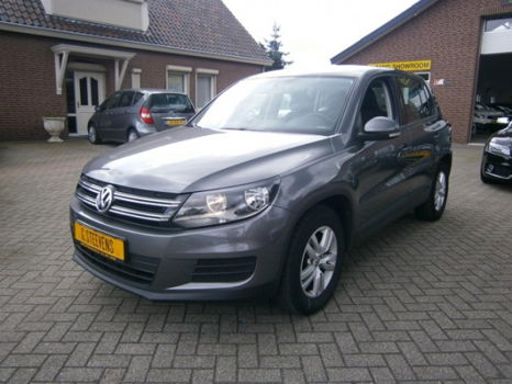 Volkswagen Tiguan - 1.4 TSI Comfort&Design - 1