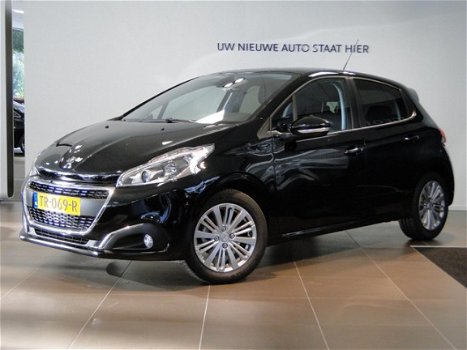 Peugeot 208 - SIGNATURE 1.2 PureTech 110pk 5-DEURS NAVI | LMV16 | P.HULP - 1