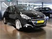 Peugeot 208 - SIGNATURE 1.2 PureTech 110pk 5-DEURS NAVI | LMV16 | P.HULP - 1 - Thumbnail